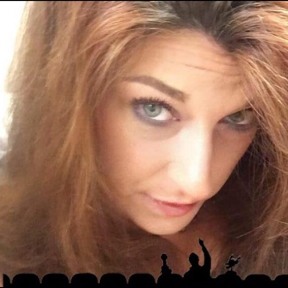 Meet your Posher, Kakie - Picture 1 of 1